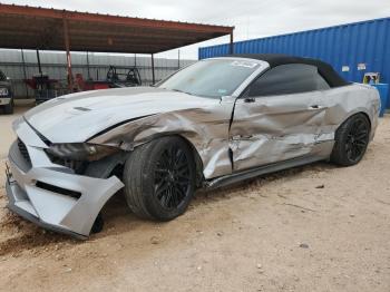  Salvage Ford Mustang