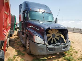  Salvage Freightliner Cascadia 1