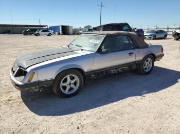  Salvage Ford Mustang