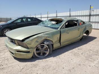  Salvage Ford Mustang