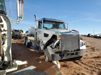  Salvage Freightliner 122sd