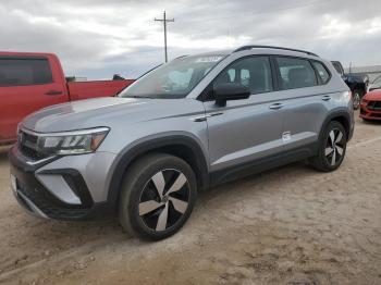  Salvage Volkswagen Taos