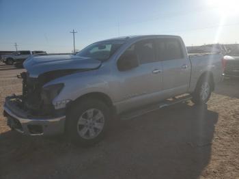  Salvage Nissan Titan