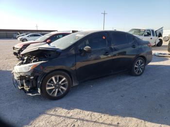  Salvage Nissan Versa