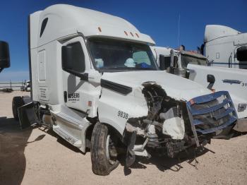  Salvage Freightliner Cascadia