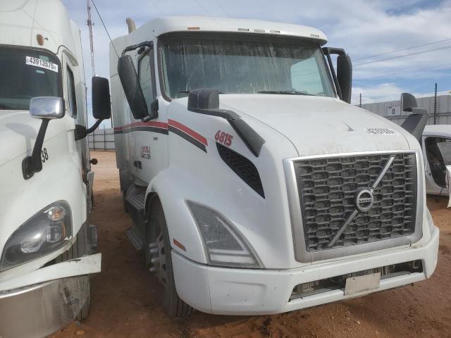  Salvage Volvo Vnr
