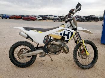  Salvage Husqvarna Motorcycle
