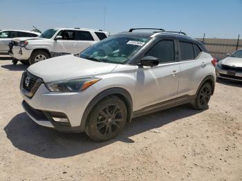  Salvage Nissan Kicks