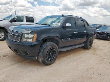  Salvage Chevrolet Avalanche