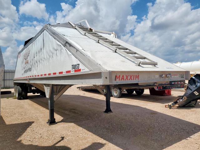  Salvage Maxim Trailer