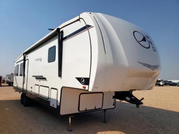  Salvage Cardinal 5th Wheel