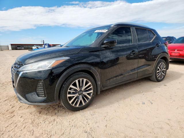  Salvage Nissan Kicks