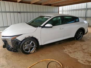  Salvage Kia K4 Lx