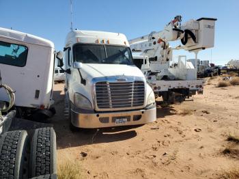  Salvage Freightliner Cascadia 1