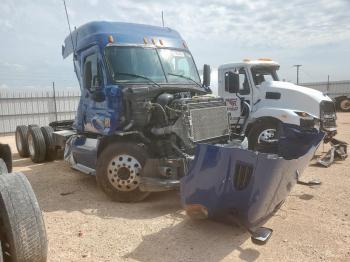  Salvage Freightliner Cascadia 1