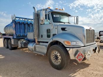  Salvage Peterbilt 348