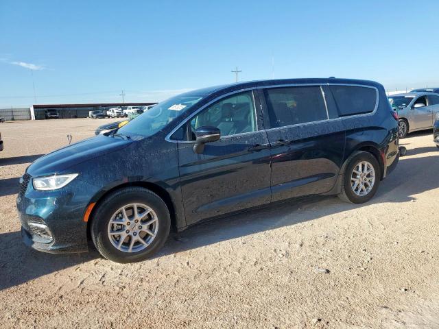  Salvage Chrysler Pacifica