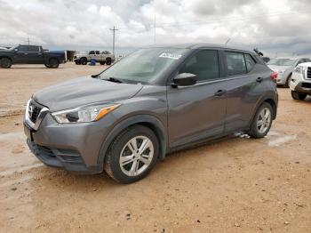  Salvage Nissan Kicks