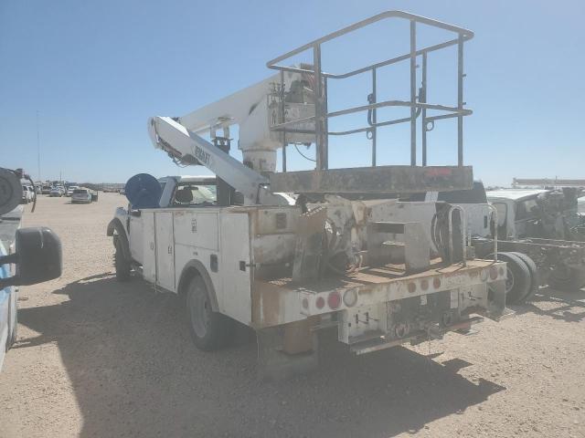Ford F-550 Super Duty Image 5