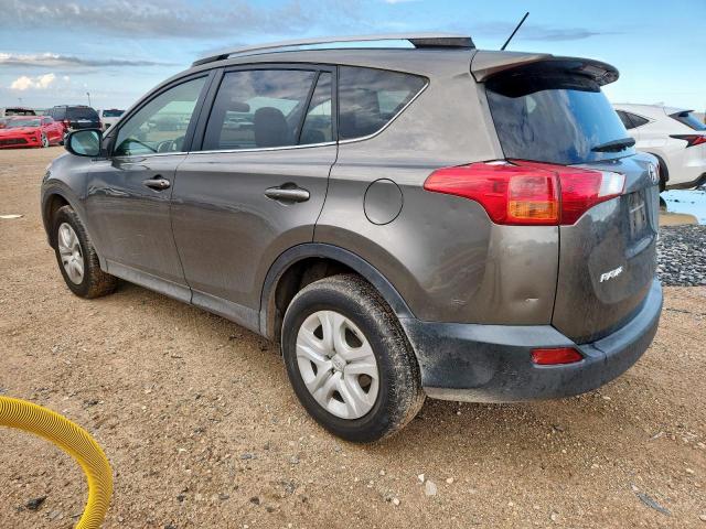Toyota RAV4 Le Image 3