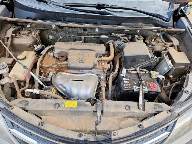 Toyota RAV4 Le Image 4