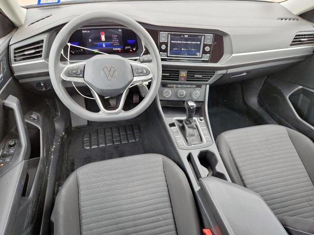 Volkswagen Jetta S Image 5