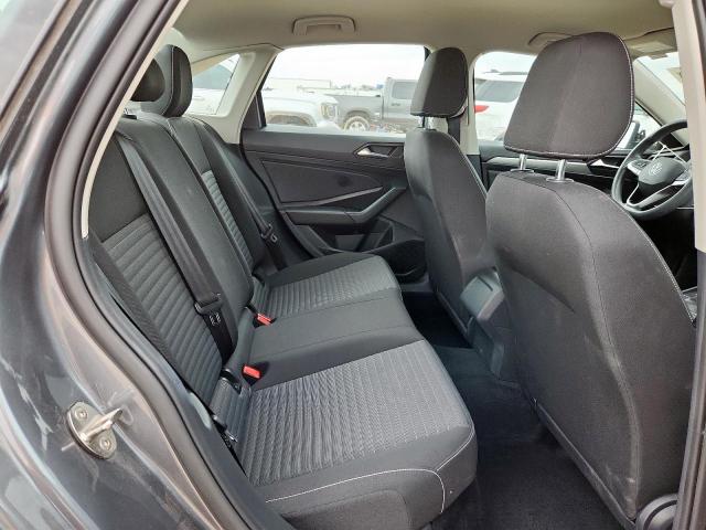 Volkswagen Jetta S Image 6