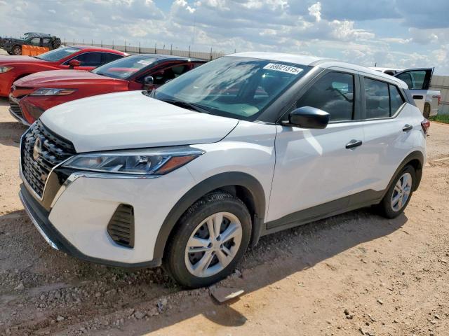  Salvage Nissan Kicks