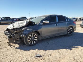  Salvage Nissan Altima