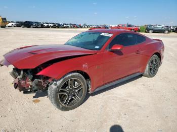  Salvage Ford Mustang