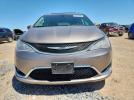 Chrysler Pacifica Touring L Image 12