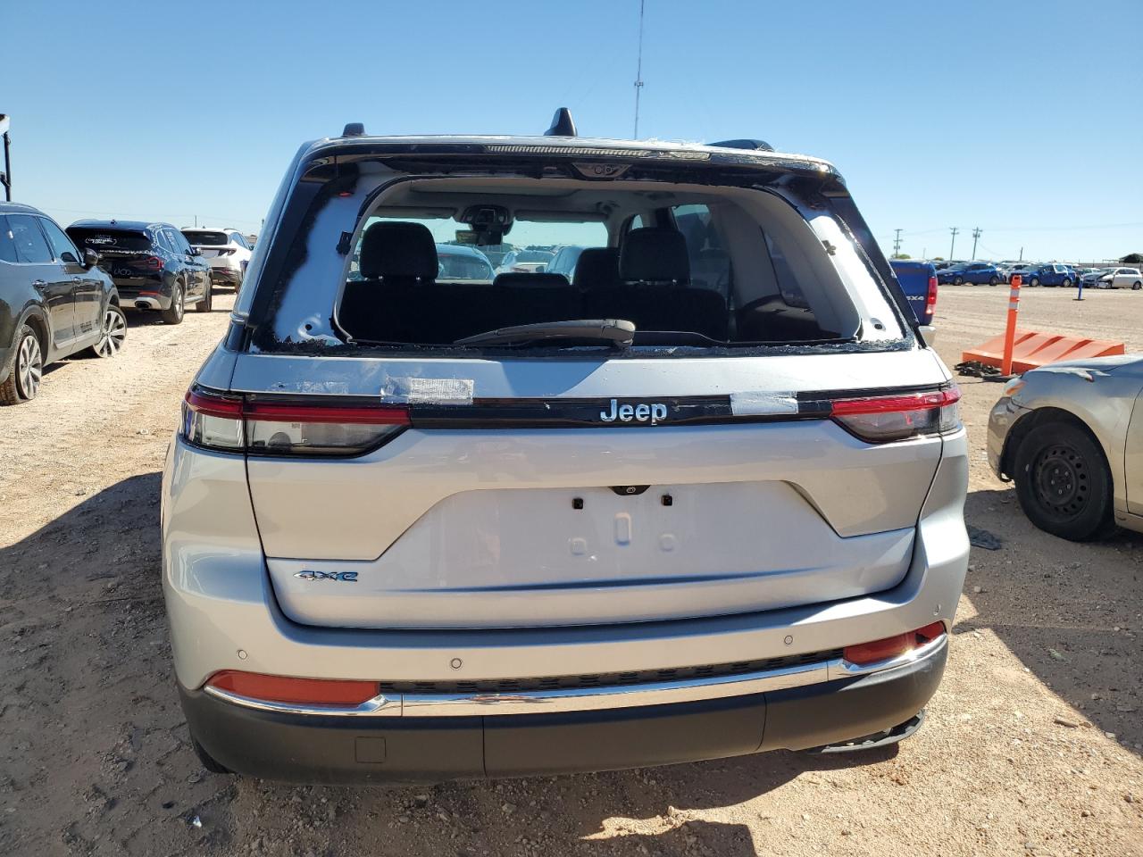 Jeep Grand Cherokee Limited 4xe Image 5