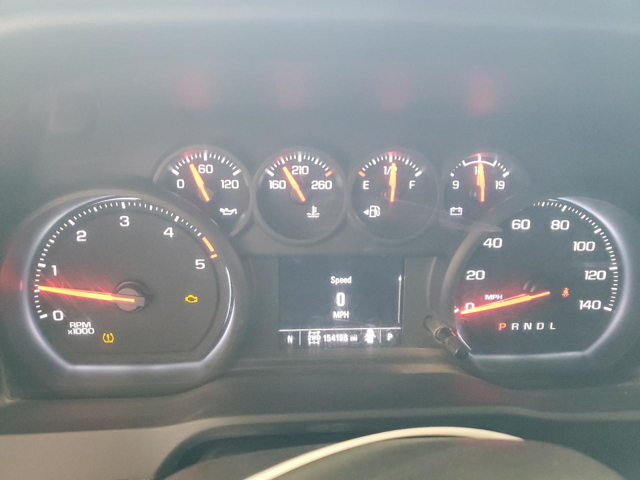 Chevrolet Silverado K3500 Image 7