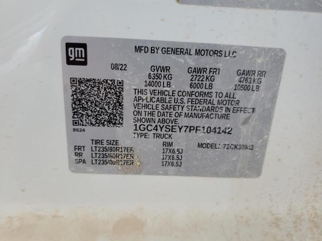 Chevrolet Silverado K3500 Image 12