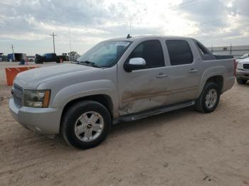  Salvage Chevrolet Avalanche
