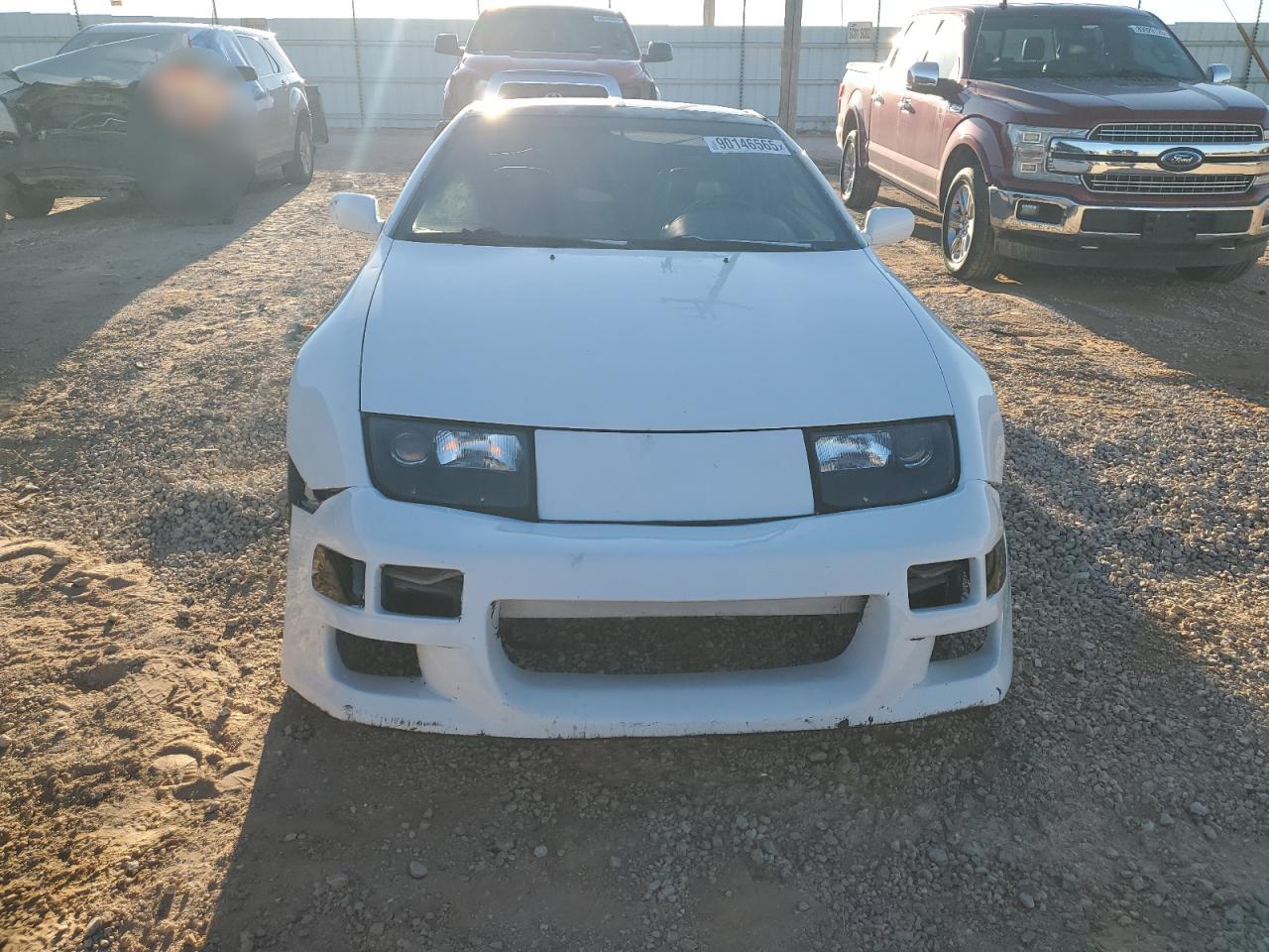 Nissan 300ZX Image 2