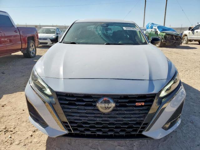 Nissan Altima Sr Image 7