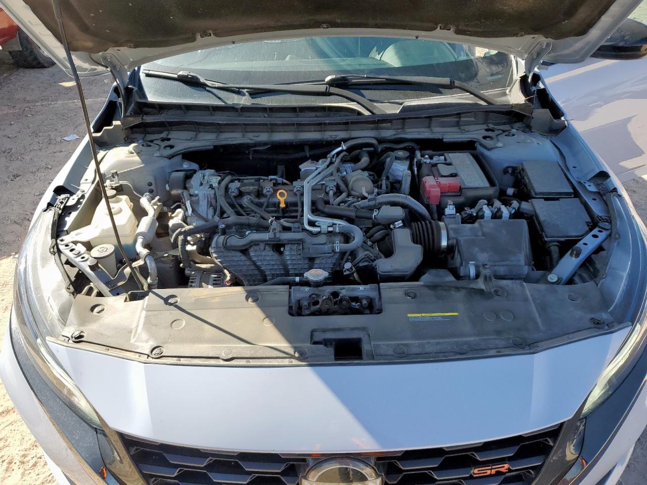 Nissan Altima Sr Image 10