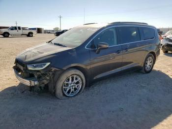  Salvage Chrysler Pacifica