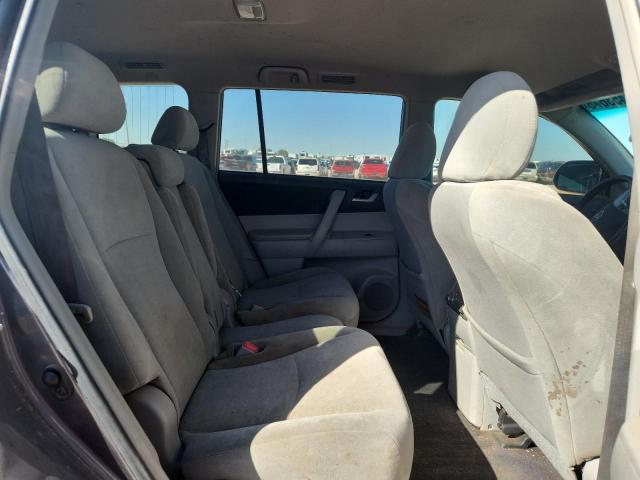 Toyota Highlander Base Image 9