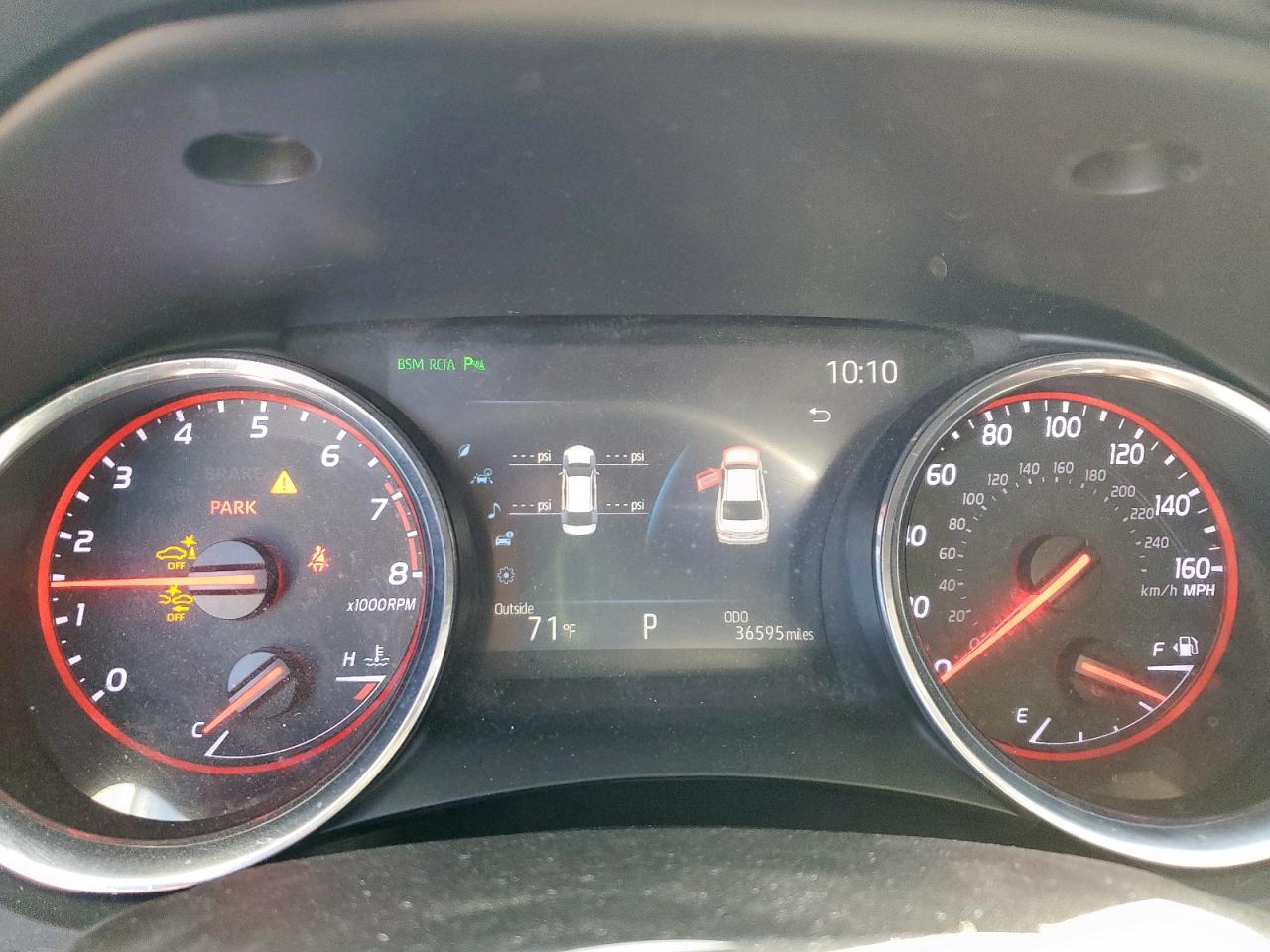 Toyota Camry Xse Image 3