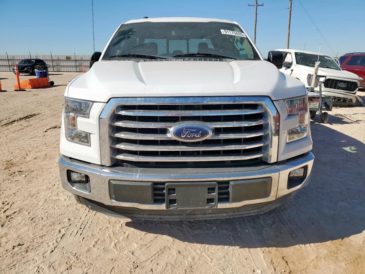 Ford F-150 Supercrew Image 3