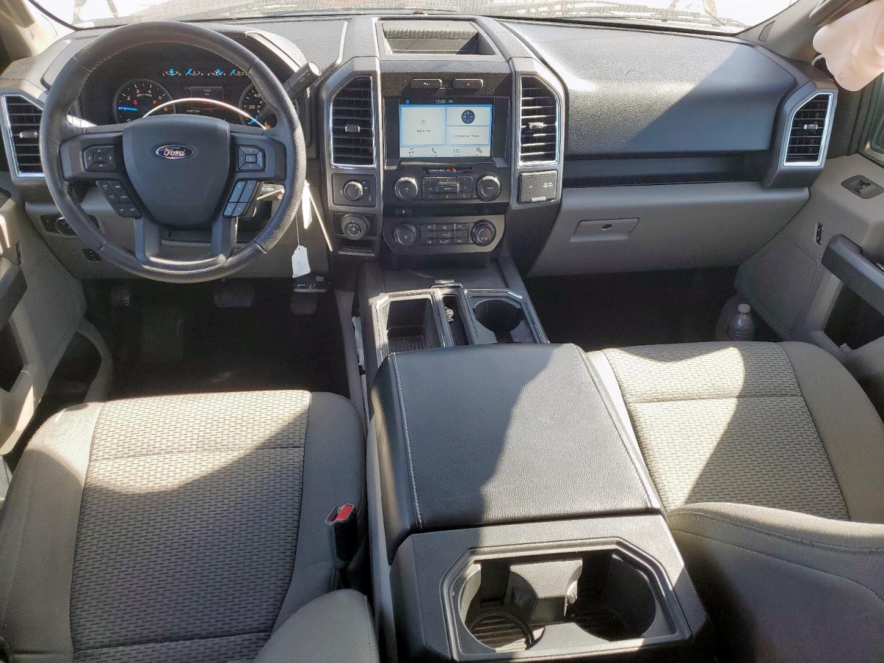 Ford F-150 Supercrew Image 9