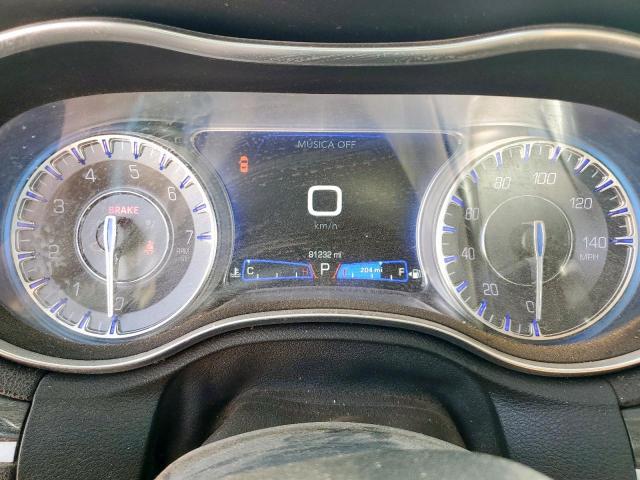 Chrysler 300 Touring Image 10