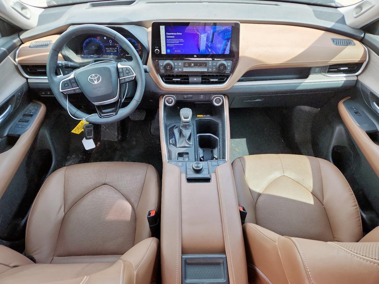 Toyota Grand High Xle Image 9