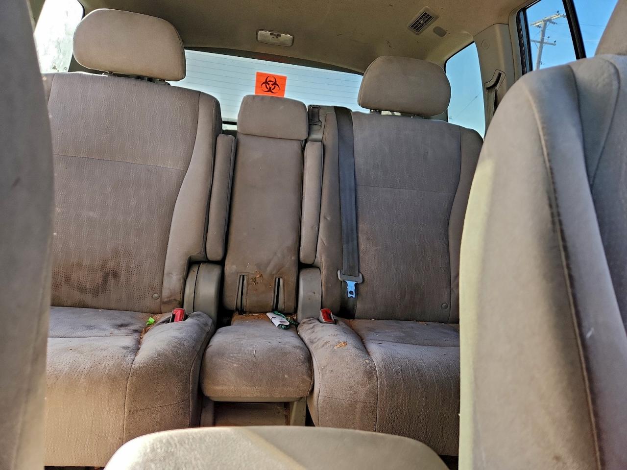 Toyota Highlander Base Image 13