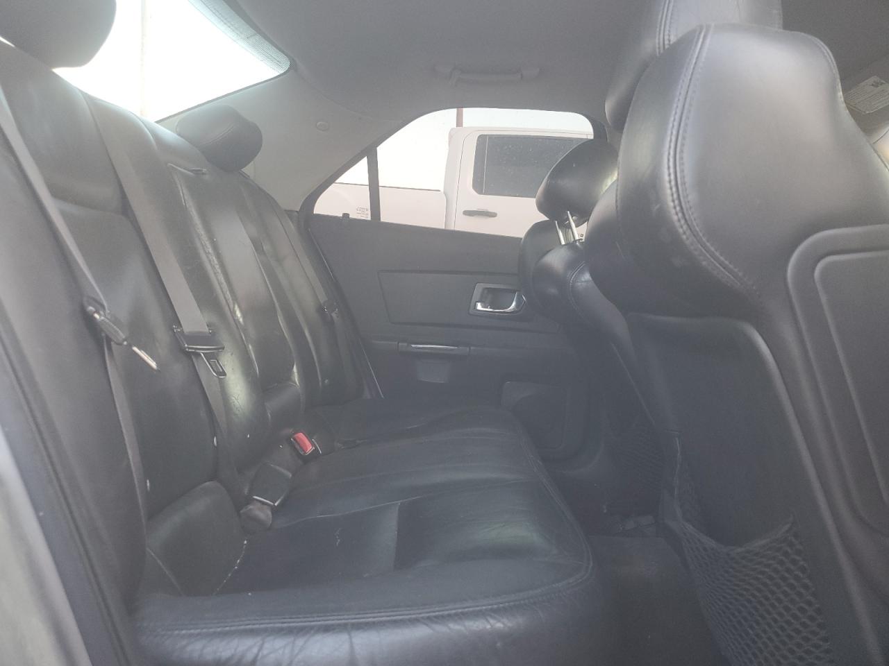 Cadillac CTS Image 9