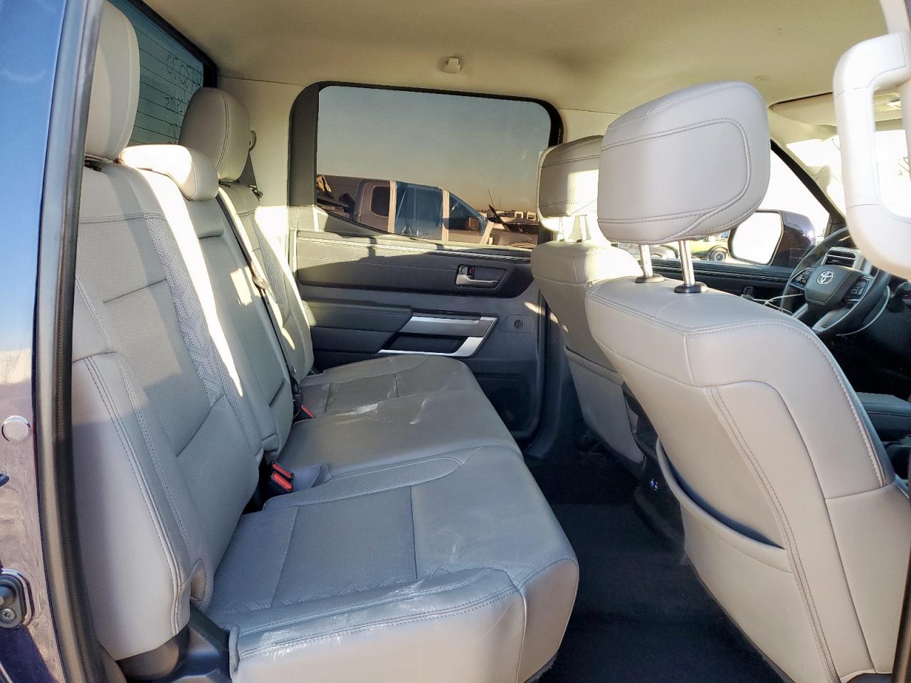 Toyota Tundra Crewmax Sr Image 5