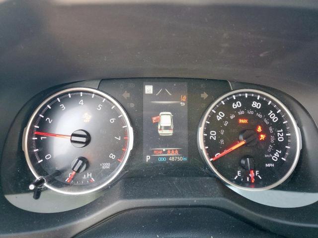 Toyota RAV4 Le Image 7