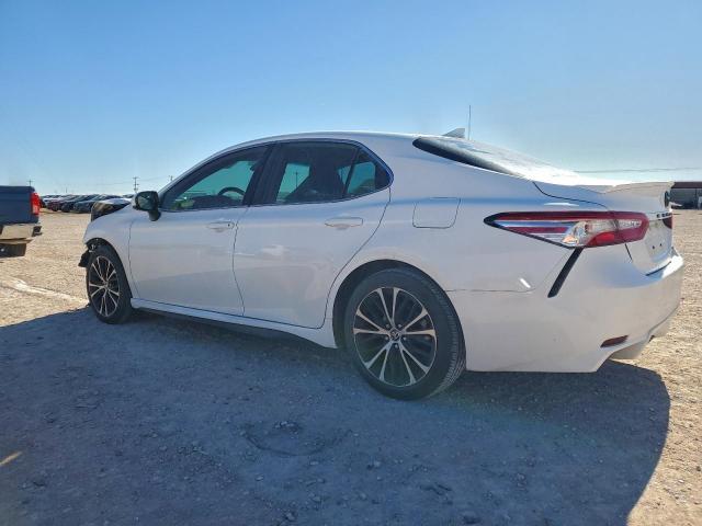 Toyota Camry Se Image 2